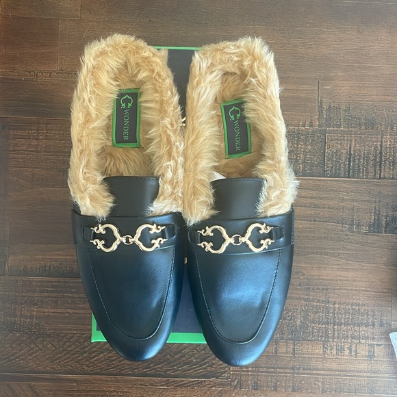 C Wonder faux fur lined slip on black loafer. New in box. Gold buckle. - Picture 2 of 4